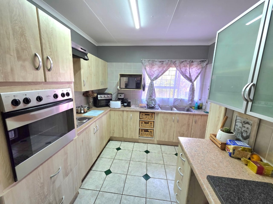 3 Bedroom Property for Sale in La Provance Free State